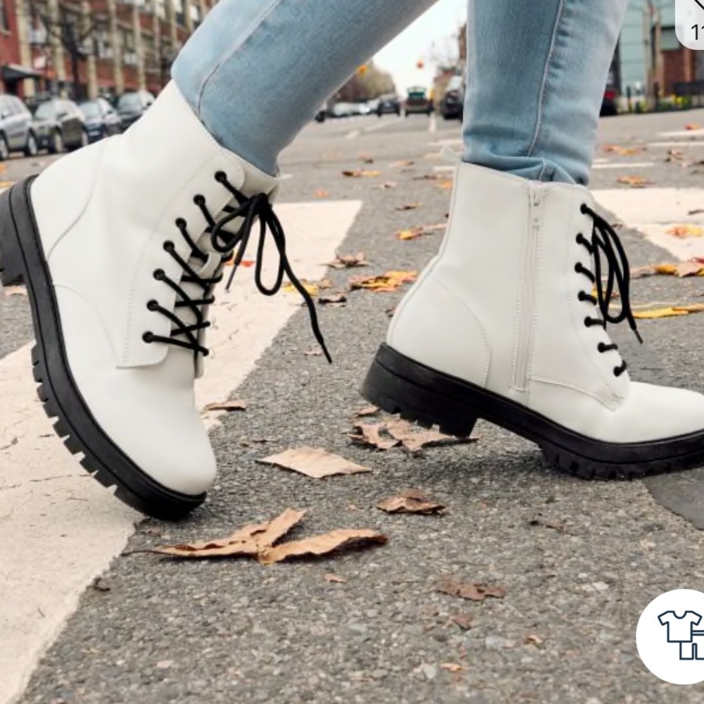 lace up boots